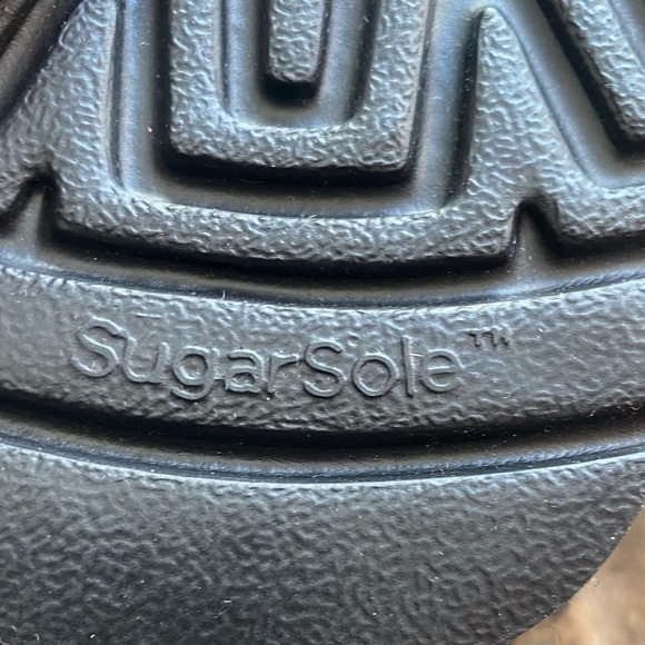 UGG black faux fur sugar sole slippers!🖤😎🖤hard to find but here they are!!! - Picture 10 of 10